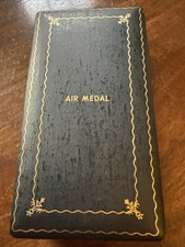 Ww2 Boxed USA Air Medal Original