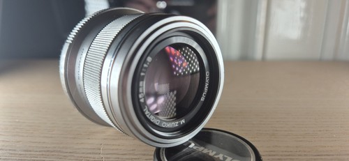 Olympus 45mm m - 45mm, f1.8