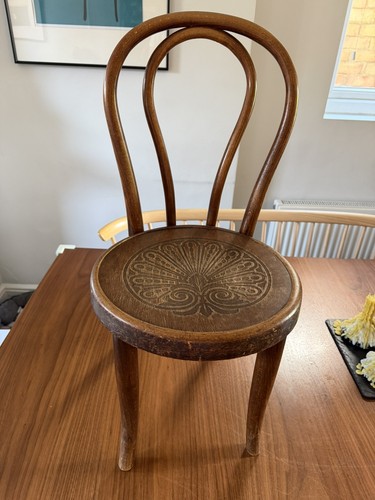 Antique bistro style - antique, thonet