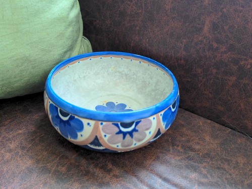 Carlton ware blue rimmed - -,