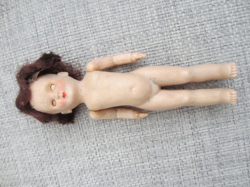 Rosebud doll sleepy - sleepy, eyes