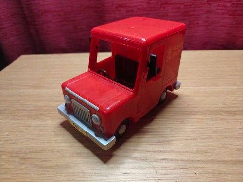 Postman pat - pat,