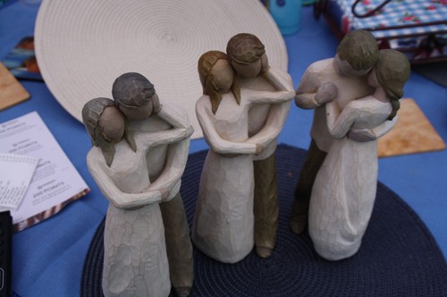 Willow tree figurines pre - tree,