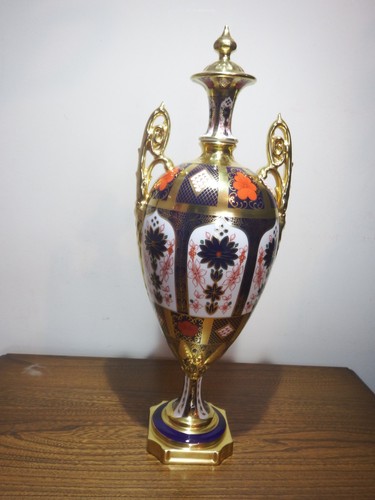 Royal crown derby - 1128, solid