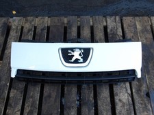 PEUGEOT EXPERT FRONT GRILL 2007 - 2011 WHITE 1497644077