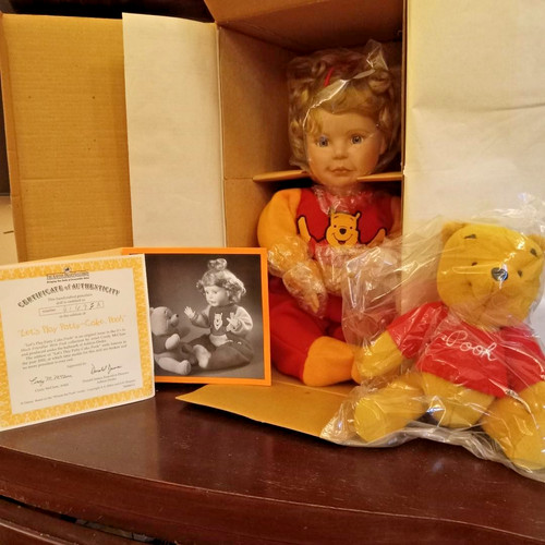 Let play patty cake pooh - "let's, patty-cake,