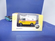 Oxford 76CFV001 CFV001 1/76 OO Scale Bedford CF Van JCB Gunn Parts Delivery
