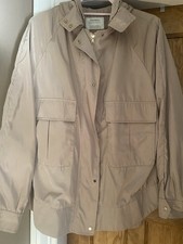 Zara windbreaker showerproof