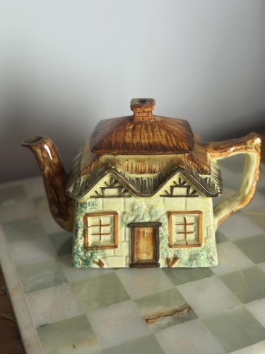 Vintage keele street - vintage, pottery