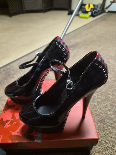 Pleasures black with red - pleasures,