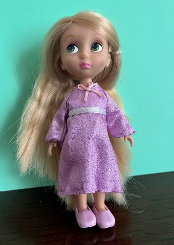 Rapunzel tangled disney store - rapunzel,