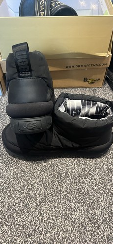 Ugg moon boots - ,
