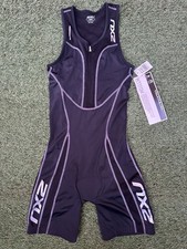 BNWT ~ WOMEN'S 2XU TRI TRIATHLON SUIT BLACK PADDED WITH BRA & POCKET ~ MEDIUM