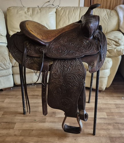 Western saddle - western,