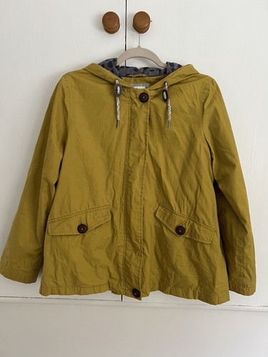 White stuff mustard yellow - white,