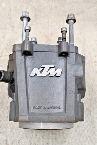 Cilintro ktm duke 640 year - -,