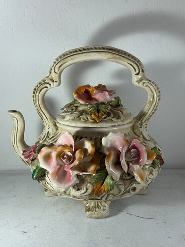Beautiful large capodimonte - beautiful,