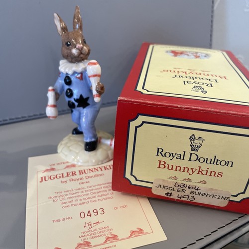 Royal doulton juggler - royal,