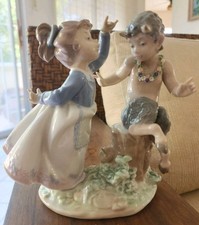 Lladro Fantasy Friend #5710