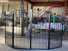 Bi-fold driveway gates Galvanised, design PJN35