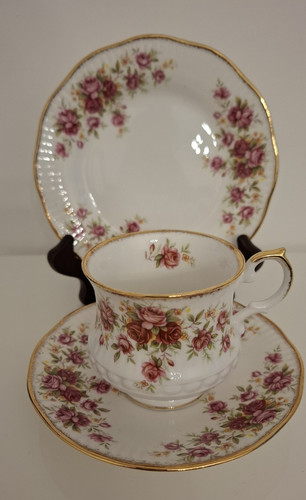 Queens bone china - bone, rosina
