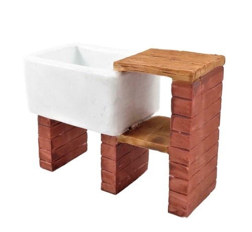 Dolls house belfast - house, sink