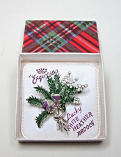 Vintage EXQUISITE BROOCH Lucky