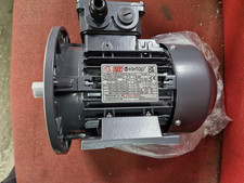 Tec  0.55KW  3 Phase Electric Motor 4 Pole Foot/Flange Mounted   New   Boxed