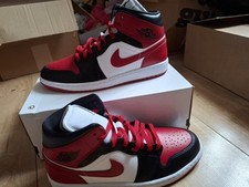 Nike Air Jordan 1 Mid 'Bred