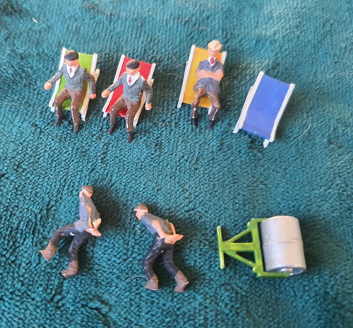 Subbuteo cricket spectators - subbuteo,