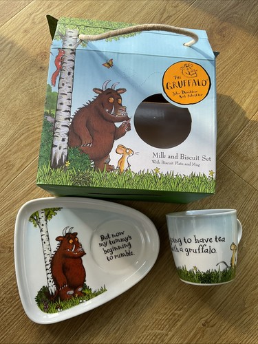 The gruffalo milk and biscuit - gruffalo,