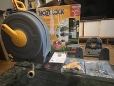 Hozelock FASTREEL 40m Manual Wind Wall Mounted 2496 5010646034135