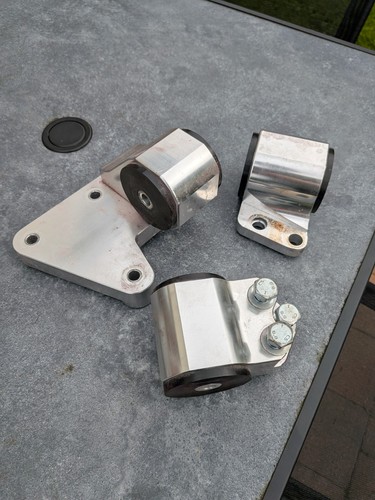Engine mounts for - mounts,