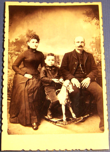 1890 elegant family - c., child