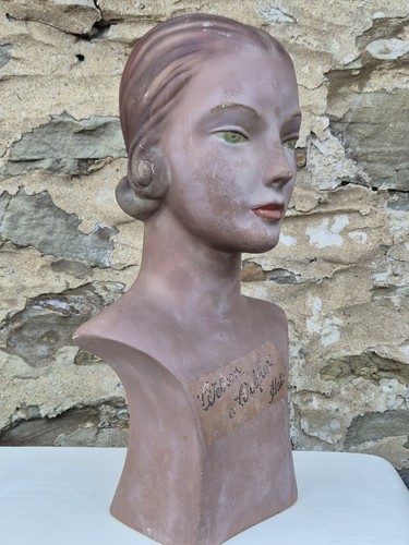 Vintage 1930s art deco shop - deco,