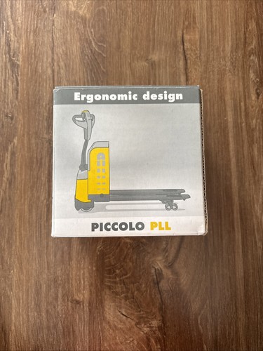 Toy piccolo pll model pallet - pll,