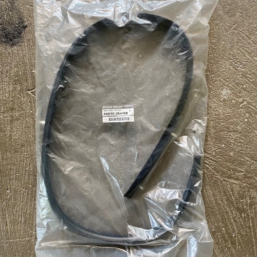 Genuine nissan navara - 97-04,