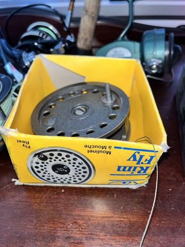 Vintage rimfly fly reel box - reel, in