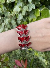 Vintage Jewelcraft Style