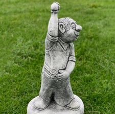 Cricket bowler figurine Concrete baseball player statue Garden decor ornament