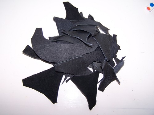 100grams black red - /, or