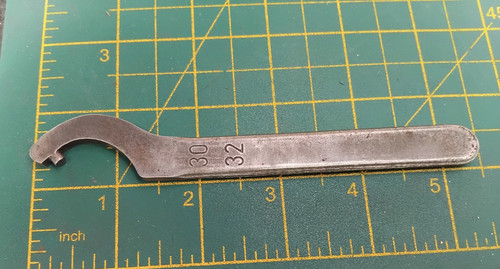 Face pin hook - face,