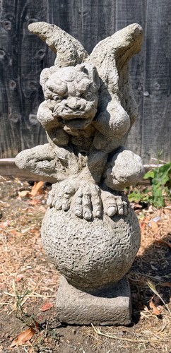 Gargoyle gothic statue garden - statue,