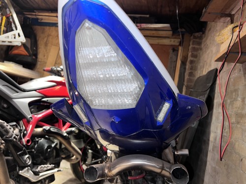 Yamaha yzf rear - r6, tail