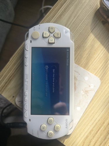 Sony psp 1003 white battery - white,