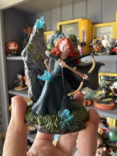 Disney pixar sketchbook merida - pixar,
