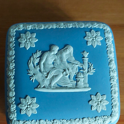 Wedgwood blue white - wedgwood, &