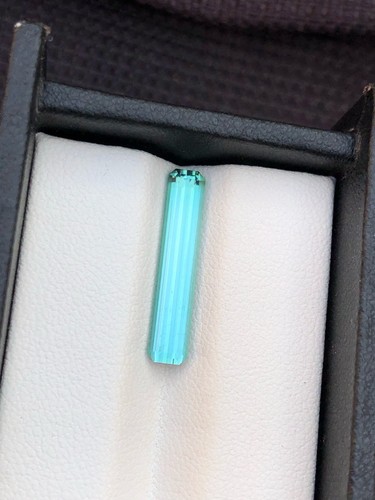 32ct natural afghan neon - 3.32ct,