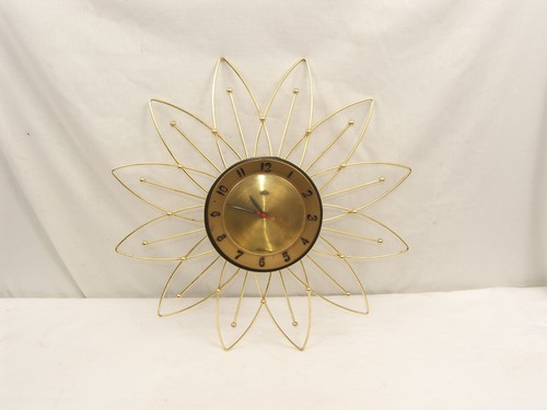 Lux starburst wall clock gold - lux,