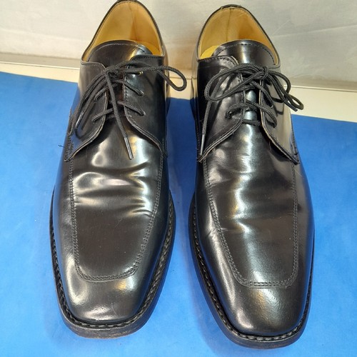 Samuel windsor hand made - made, black